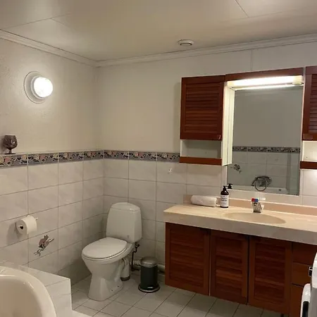 Appartement Aarnes House *